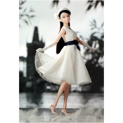 219933  Momoko 27cm Girl Graceful Dress Doll Lady Swan  
