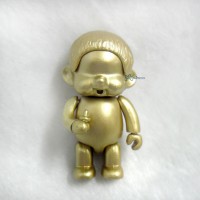831750 Monchhichi 40th Anniversary  7cm Micro Plastic Figure - Gold 