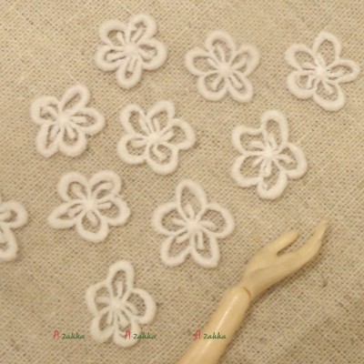 NDA204WHE Bjd Doll Dress DIY Crafts 16mm Embroidery Flower White
