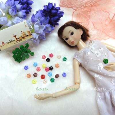 NDB007GRN Doll Dress DIY Sewing Button Sakura Flower 6.5mm Green