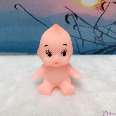 WSB002 Kewpie Sitting Baby 4cm Tall Mini Figure