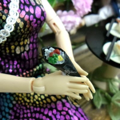 TPS018EGG 1/6 Bjd Japanese Food Mini Temaki Egg & Tuna Hand Roll